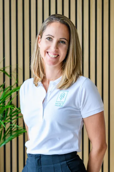 Portrait of Jenny Fielding, women's health physiotherapist at Mint Wellbeing